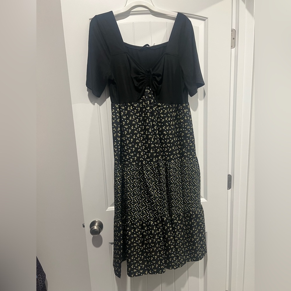 BloomChic Black and White Floral Maxi Dress